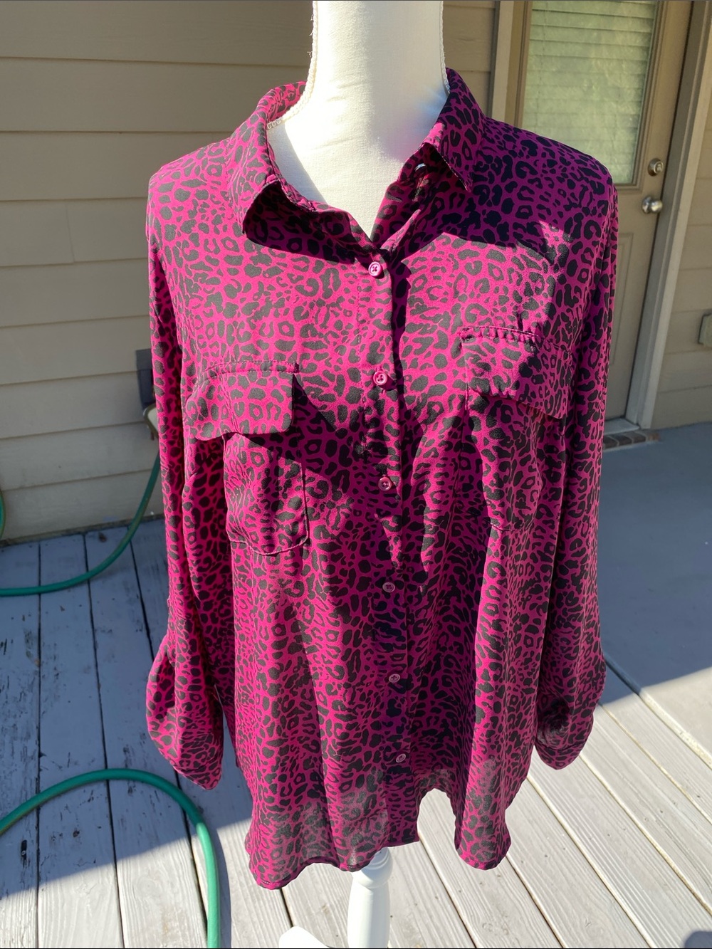 4/$20 cheetah print button down top